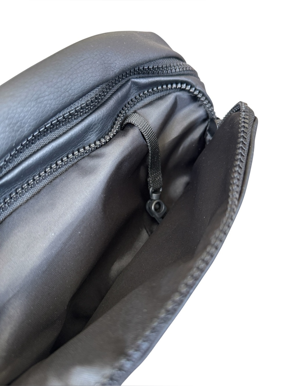 Reebok Xenon Black Fanny Pack Waist Bag - Picture 6 of 7